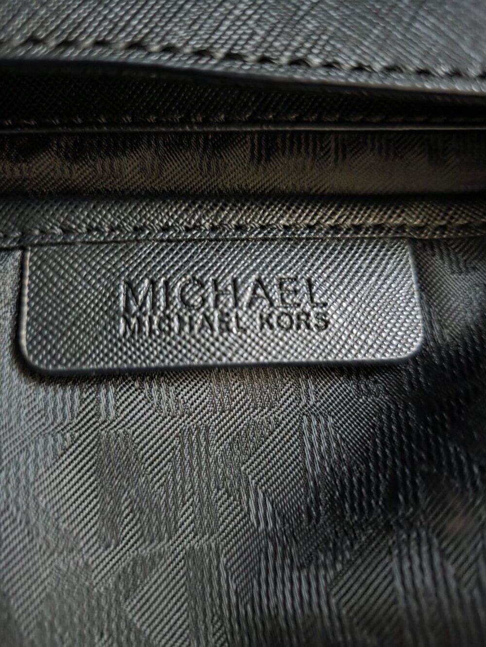 Michael Kors Leather Crossbody- Black Leather- OBO! - Picture 15 of 15